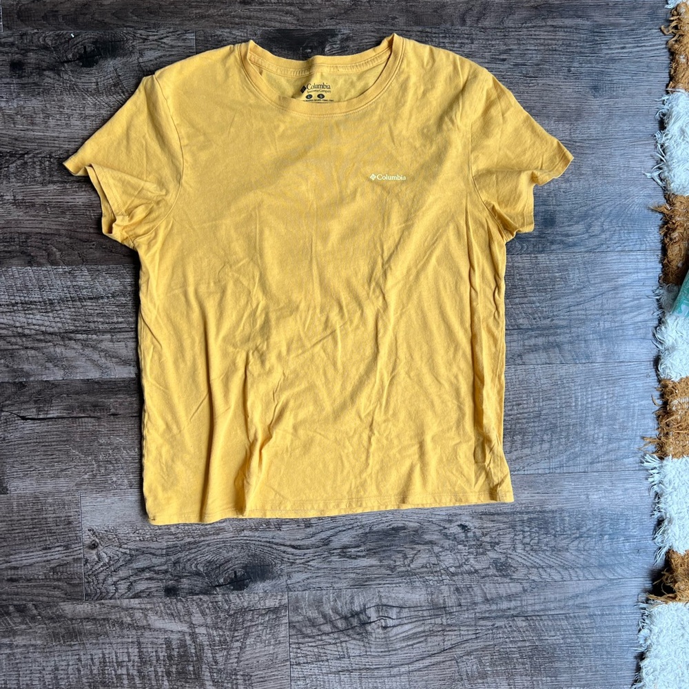 Columbia Women's Sunlit Yellow Tee